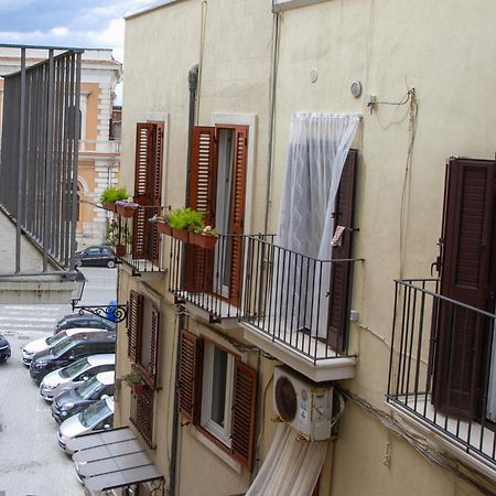 Bari In Un Click Apartment Exterior photo